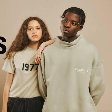 Essential Hoodie